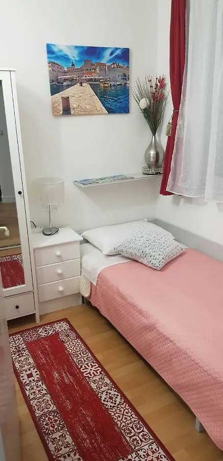 Apartment Golden Sun, Novigrad, Istria, Croatia Novigrad Istria Croatie