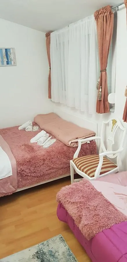 Apartment Golden Sun, Novigrad, Istria, Croatia Novigrad Istria
