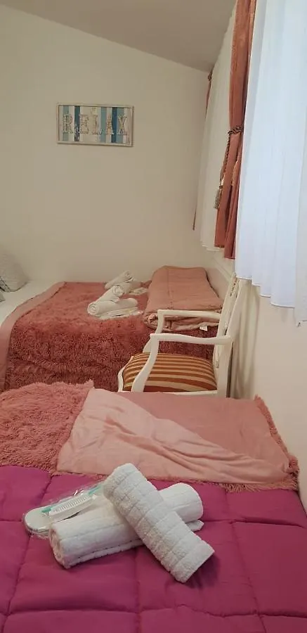 Apartment Golden Sun, Novigrad, Istria, Croatia Novigrad Istria Croatie